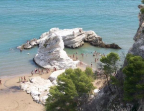 Отель Kimera Beach Apartments  Виесте